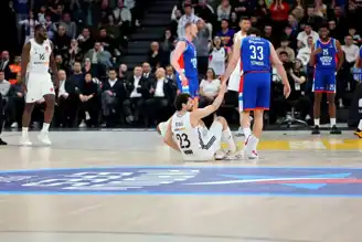 Anadolu Efes, Real Madrid'i Devirendi!