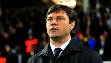 Ertuğrul Sağlam Kocaelispor'dan Ayrıldı!