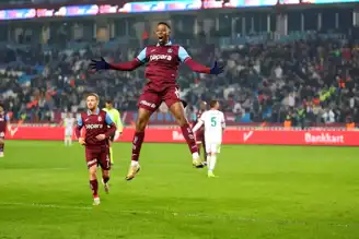 Trabzonspor, Türkiye Kupası'nda Alanyaspor'u 3-0 Yendi!