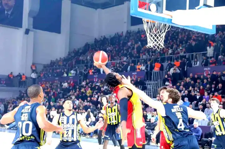 Fenerbahçe Beko, Türkiye Kupası Finalinde!