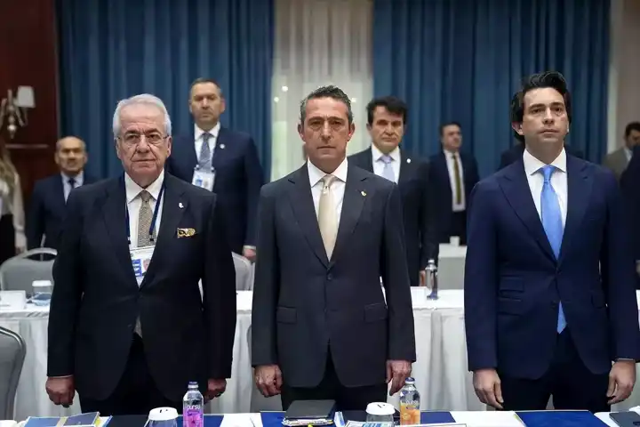 Fenerbahçe'de Birlik Çağrısı: Futbol Sorunları Masada