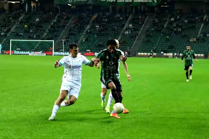 Kocaelispor, Iğdır FK'yi Evinden 3-0 Yendi!