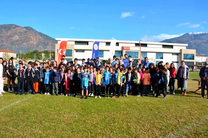 Köyceğiz'de Atatürk Anma Yol Koşusu