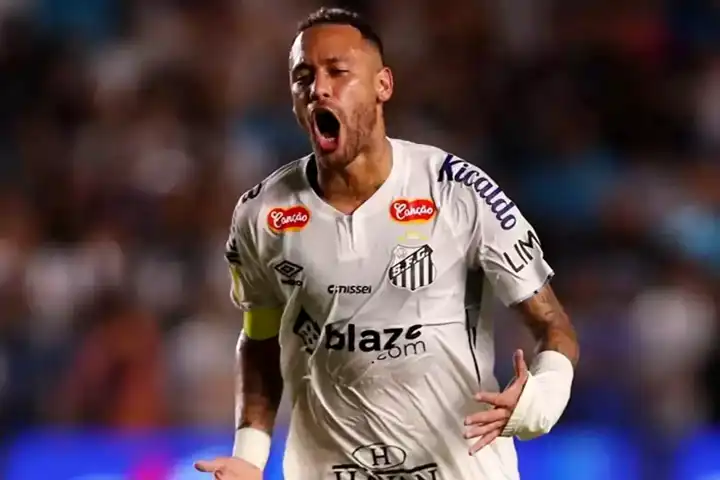 Neymar, İlk 11'de Sönük Kaldı!