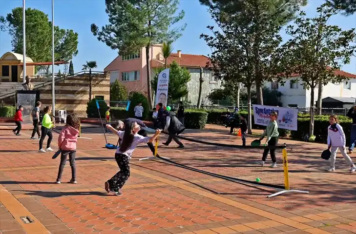 Antalya'da Çocuklar Sporla Buluştu!